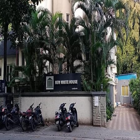 Hotel White House Pune Esterno foto