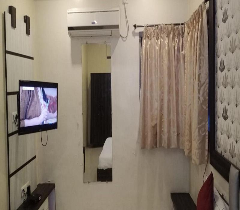 Hotel White House Pune Esterno foto