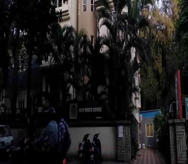 Hotel White House Pune Esterno foto