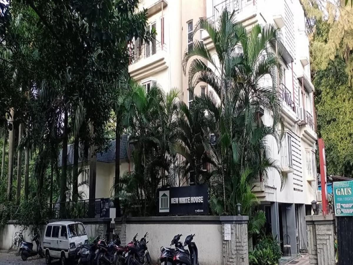 Hotel White House Pune Esterno foto